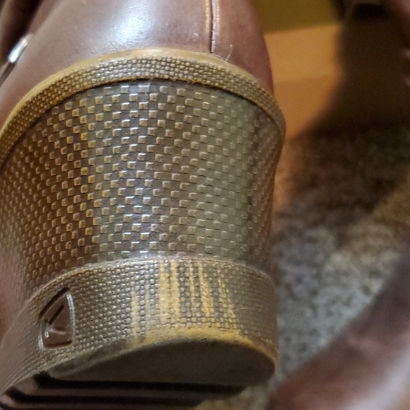 Boots - Picture 9 of 9